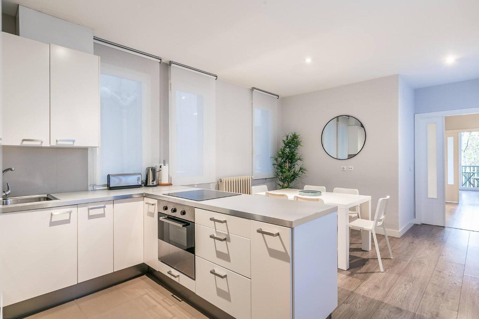 Castellana Suites Madrid Eksteriør bilde
